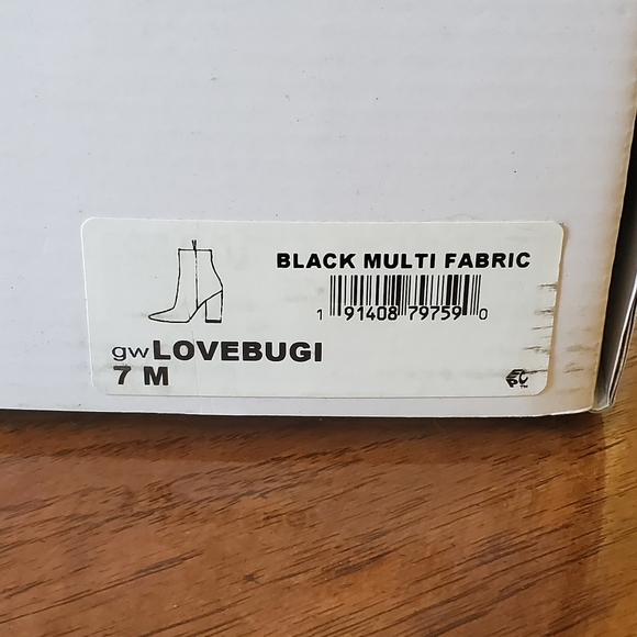 New Guess Lovebugi Brocade Block Heel Booties 7M - Picture 8 of 10